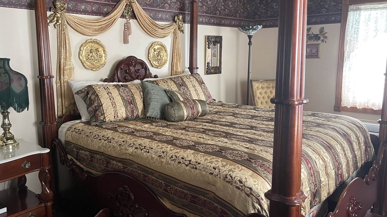 Photo of Bedroom in Superior