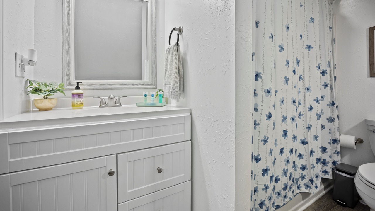 Photo of Others in Liberty