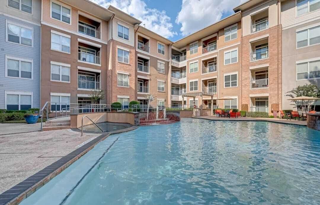 Photo of Outdoor in South Main