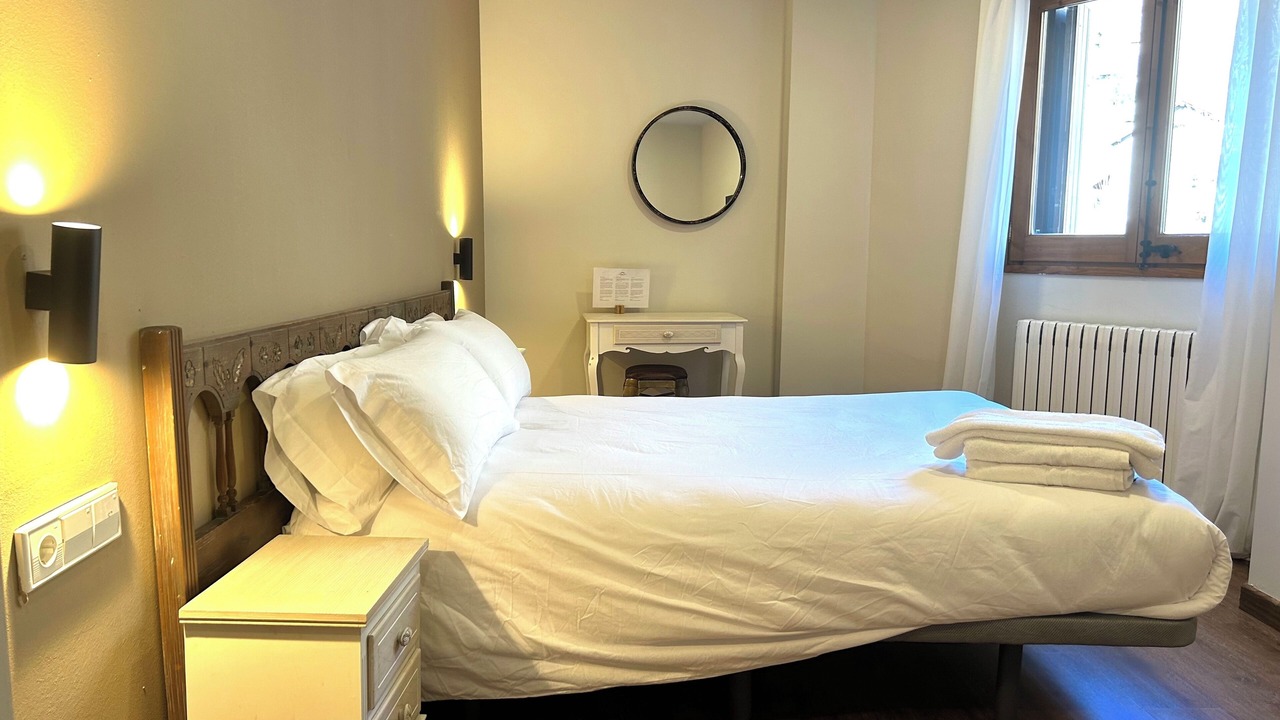 Photo of Bedroom in Esterri D'Aneu