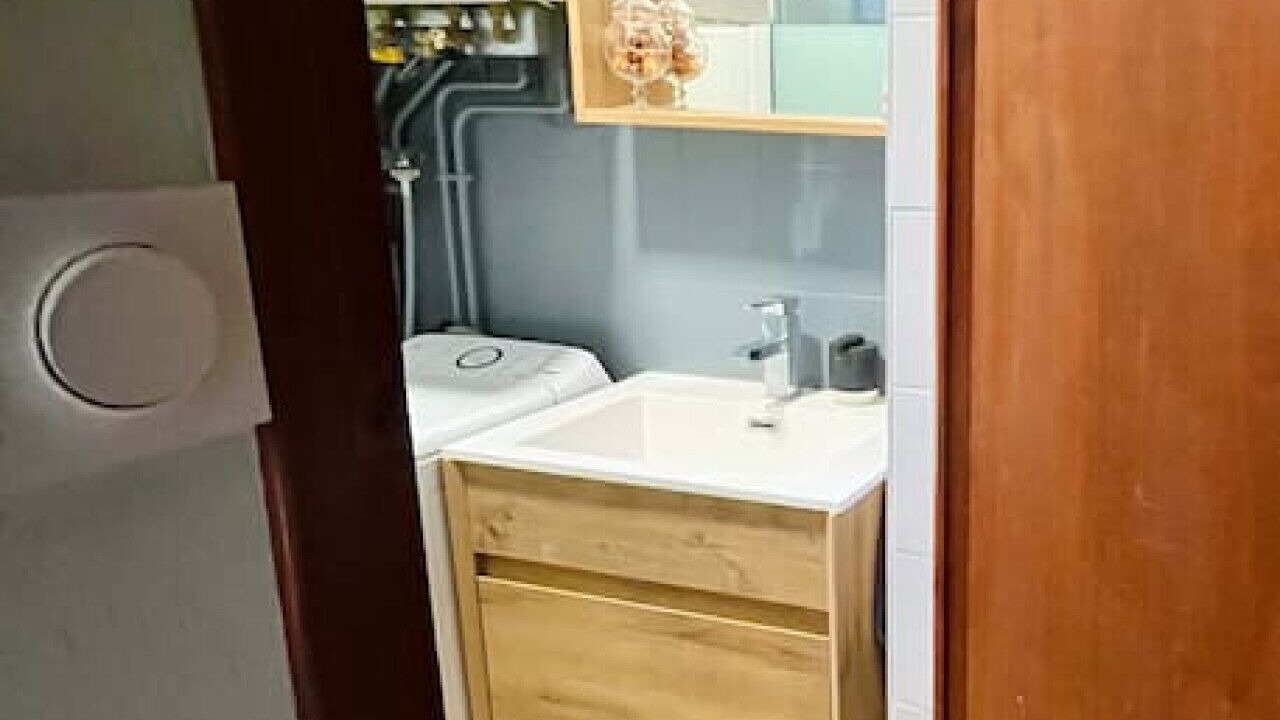 Photo of Kitchen in Saint-Simeon-de-Bressieux