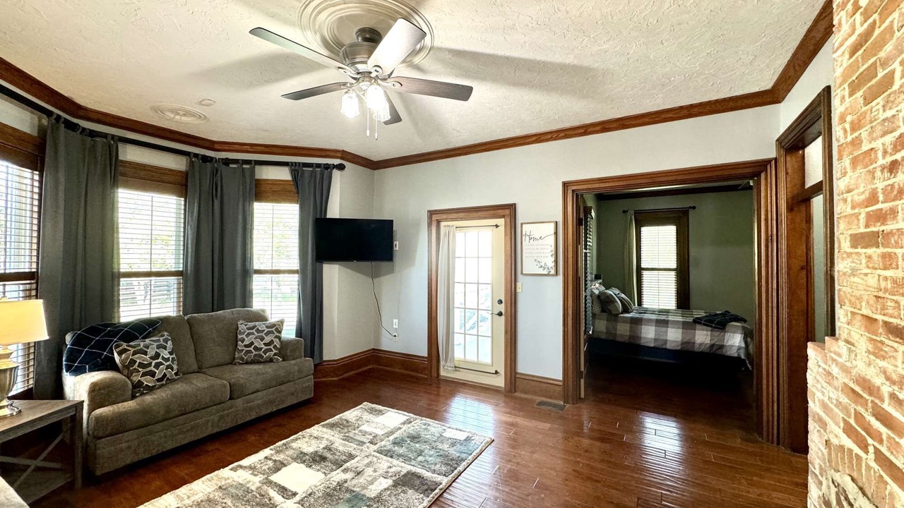 Photo of Others in Maxwell