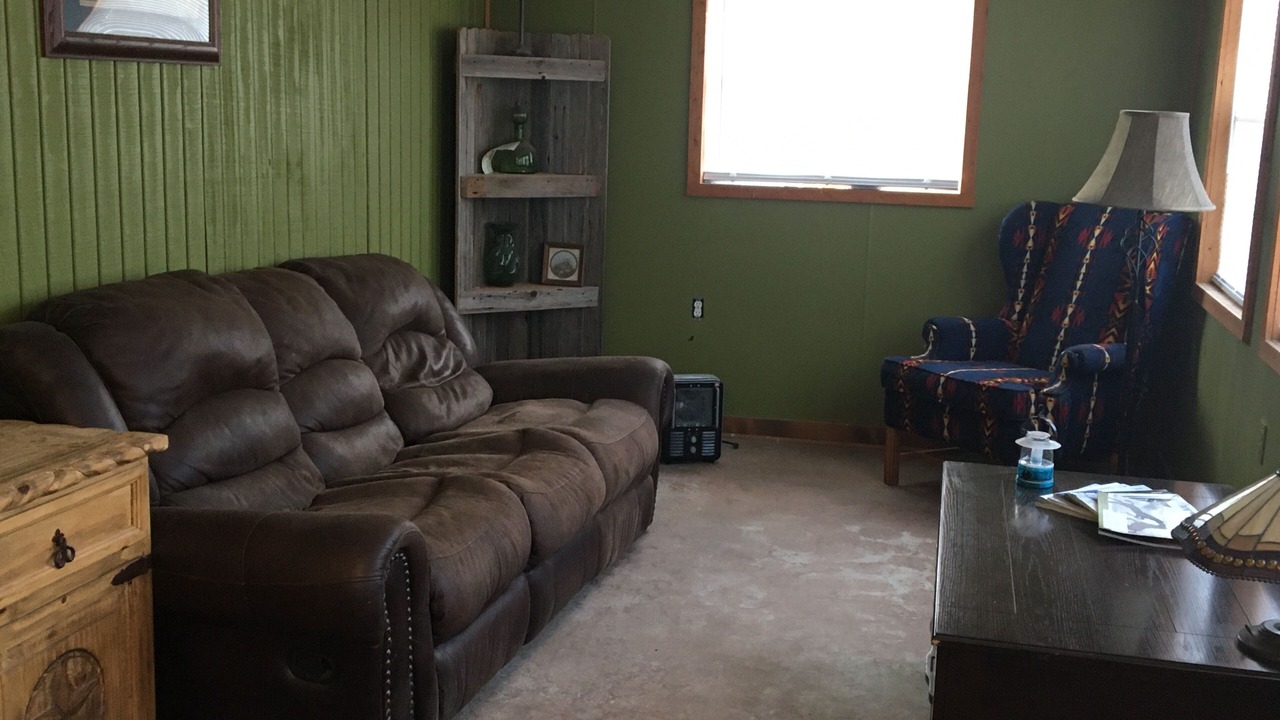 Photo of Livingroom in Baird