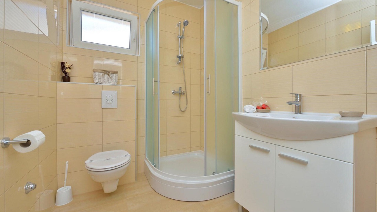 Photo of Bathroom in Preko