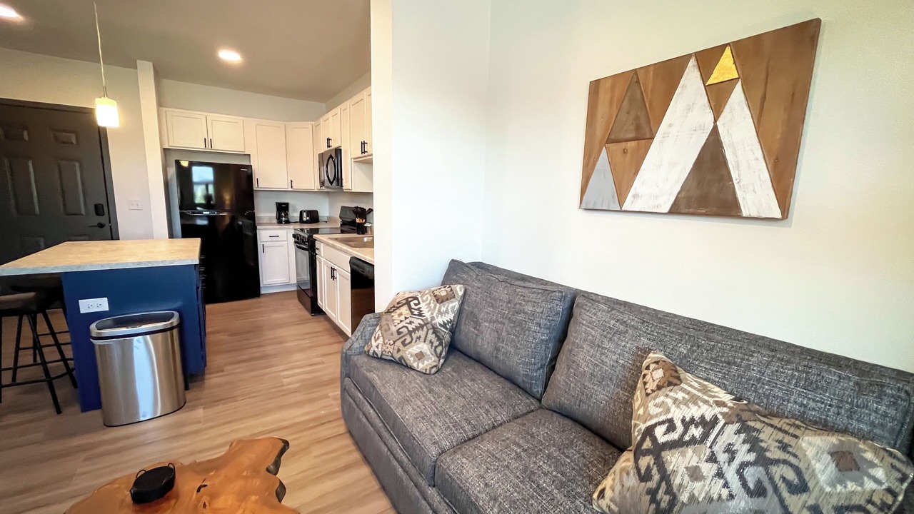 Photo of Livingroom in Hayden