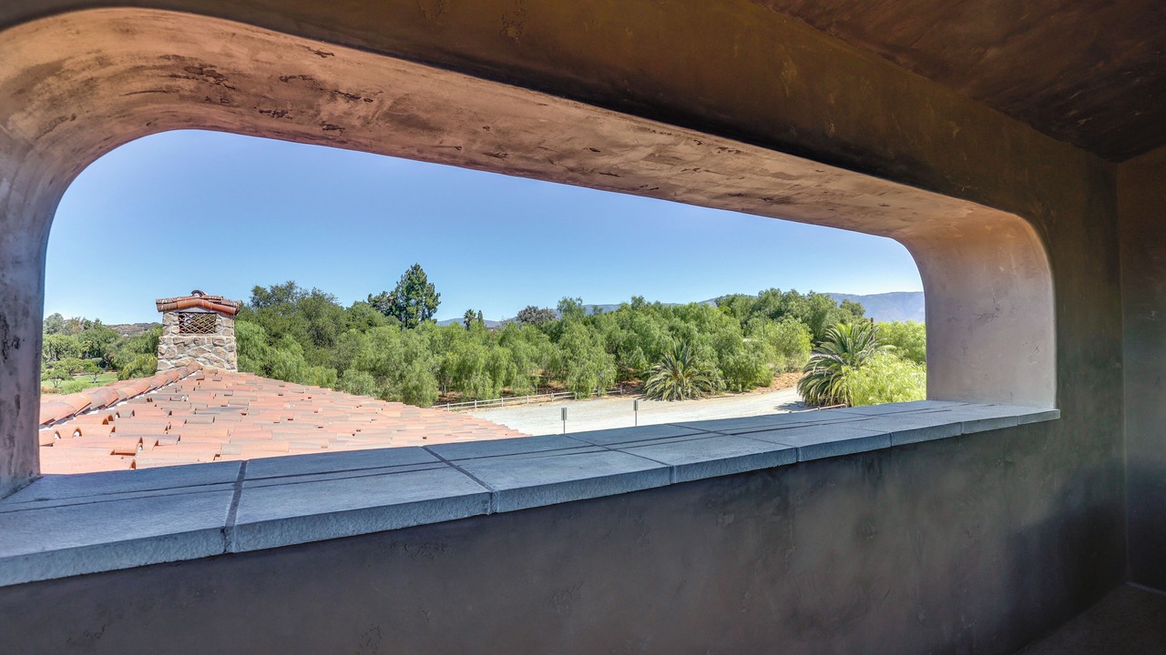 Photo of Patio Balcony in Valley Center