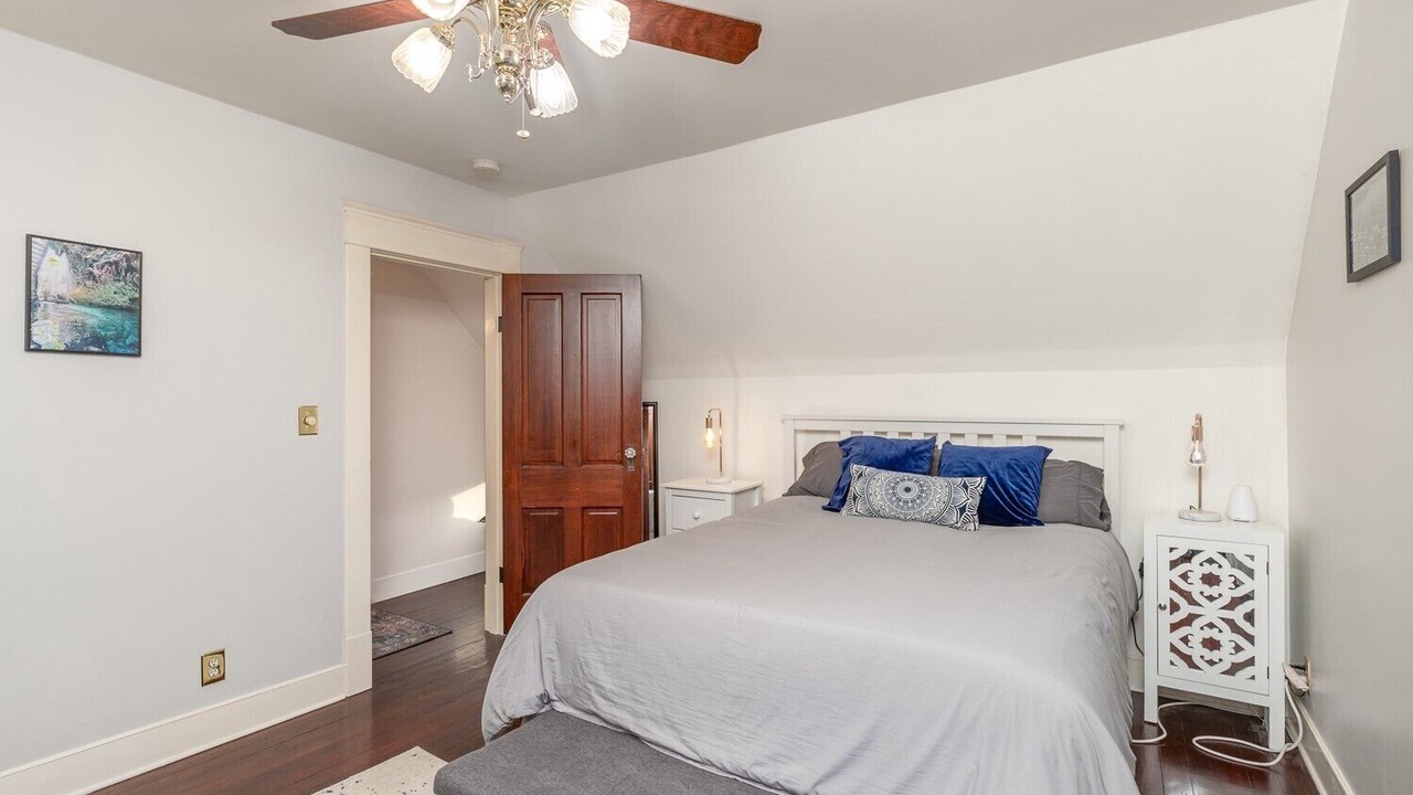 Photo of Others in Everett