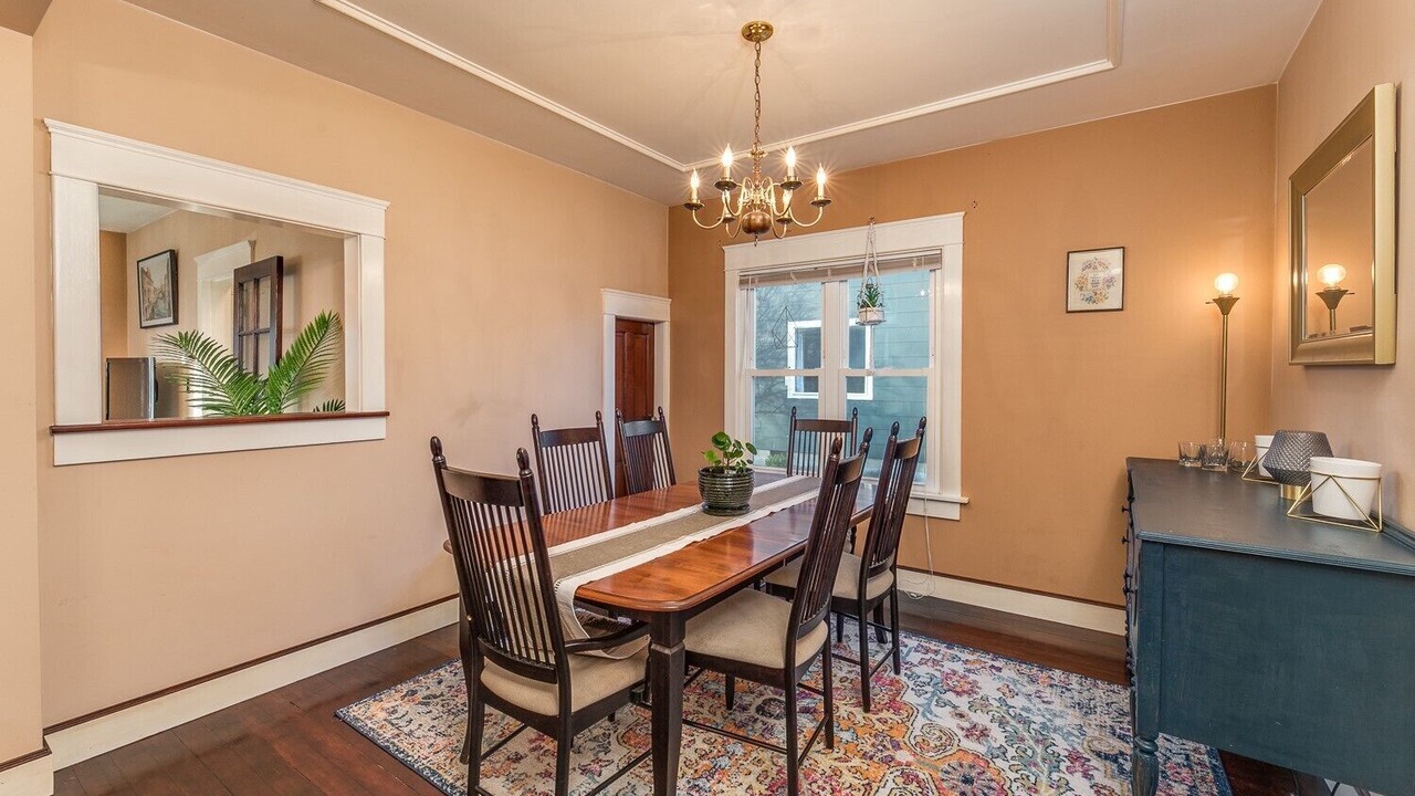 Photo of Others in Everett