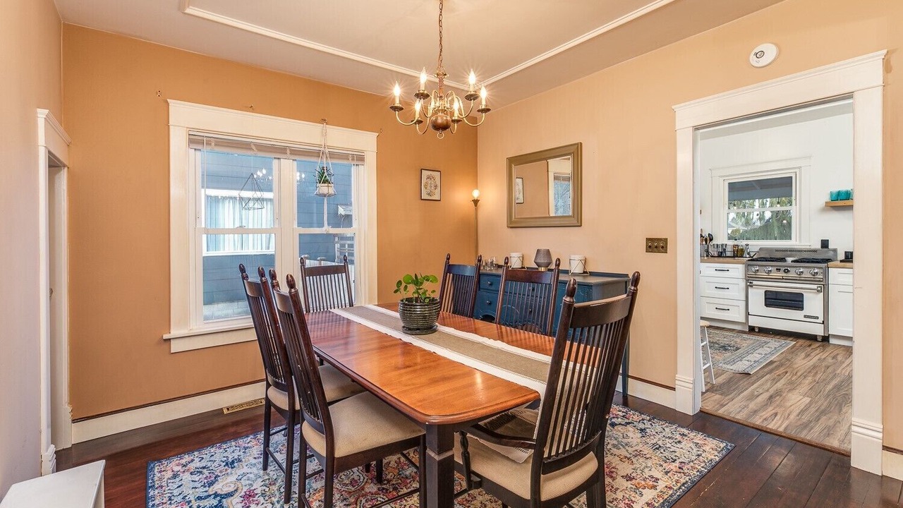 Photo of Others in Everett