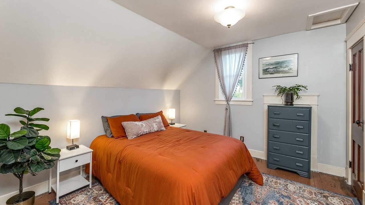 Photo of Others in Everett