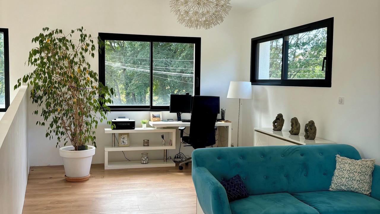 Photo of Livingroom in Gragnague