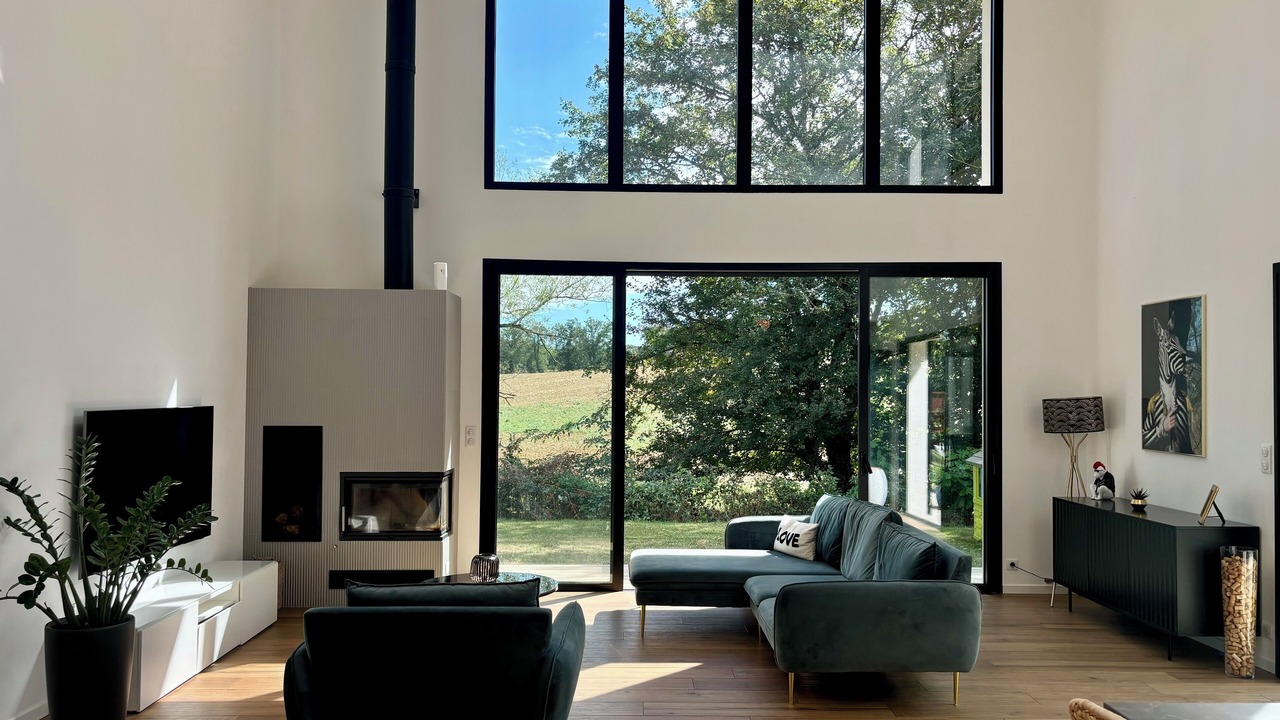Photo of Livingroom in Gragnague