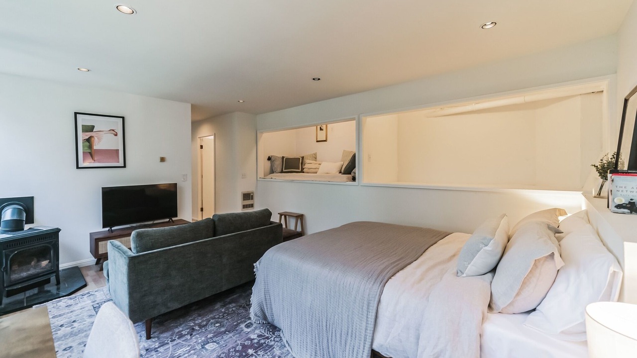 Photo of Others in Mill Valley