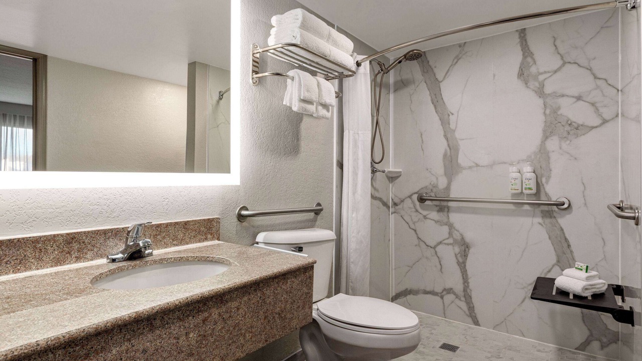 Photo of Bathroom in Emporia