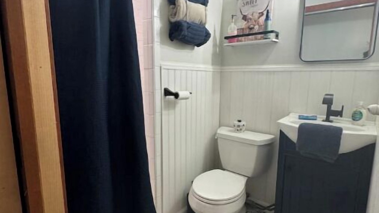 Photo of Others in Drewsville