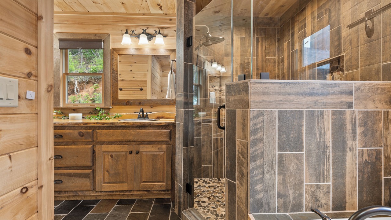 Photo of Bathroom in Blue Ridge
