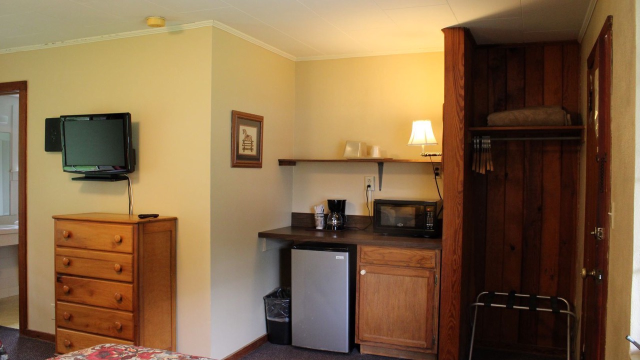 Photo of Bedroom in Cherokee