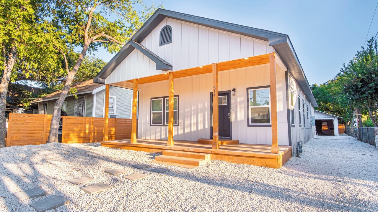 Photo of Outdoor in Denver Heights