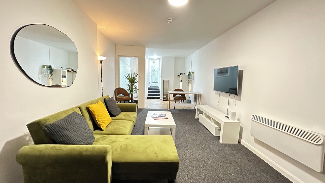 Photo of Livingroom in Ilkeston