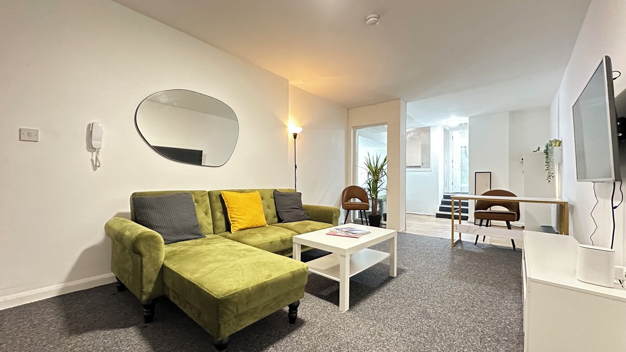 Photo of Livingroom in Ilkeston