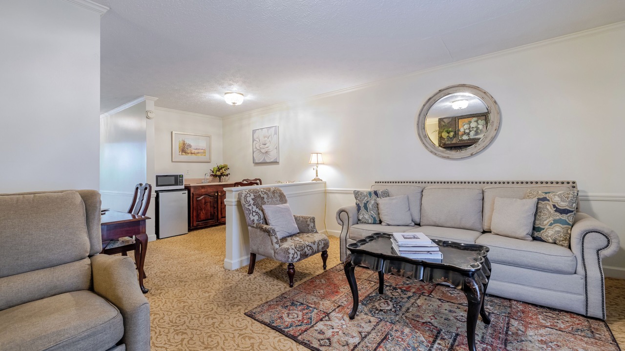 Photo of Livingroom in Dillard