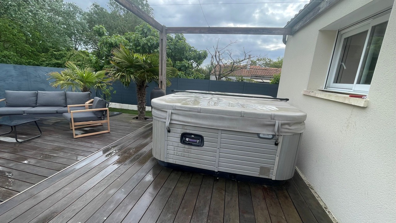 Photo of Outdoor in Lagord