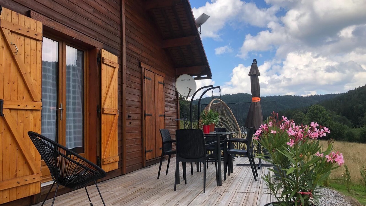 Photo of Patio Balcony in Bois-de-Champ