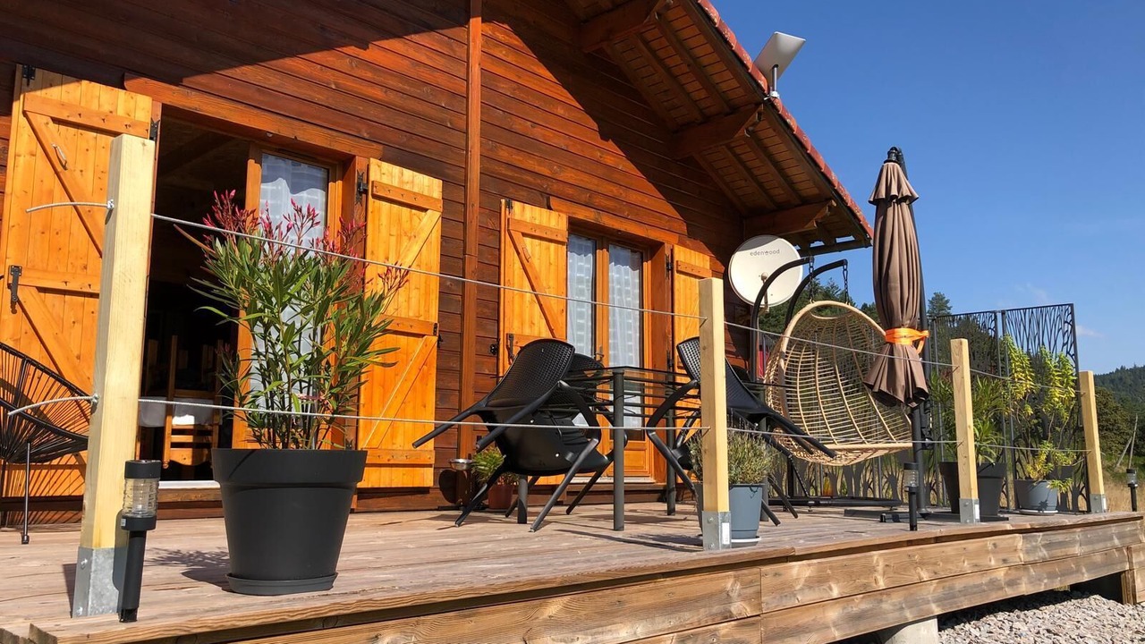 Photo of Patio Balcony in Bois-de-Champ