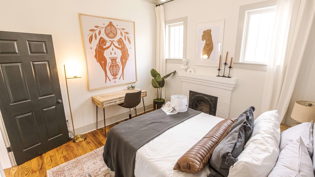 Photo of Others in Downtown