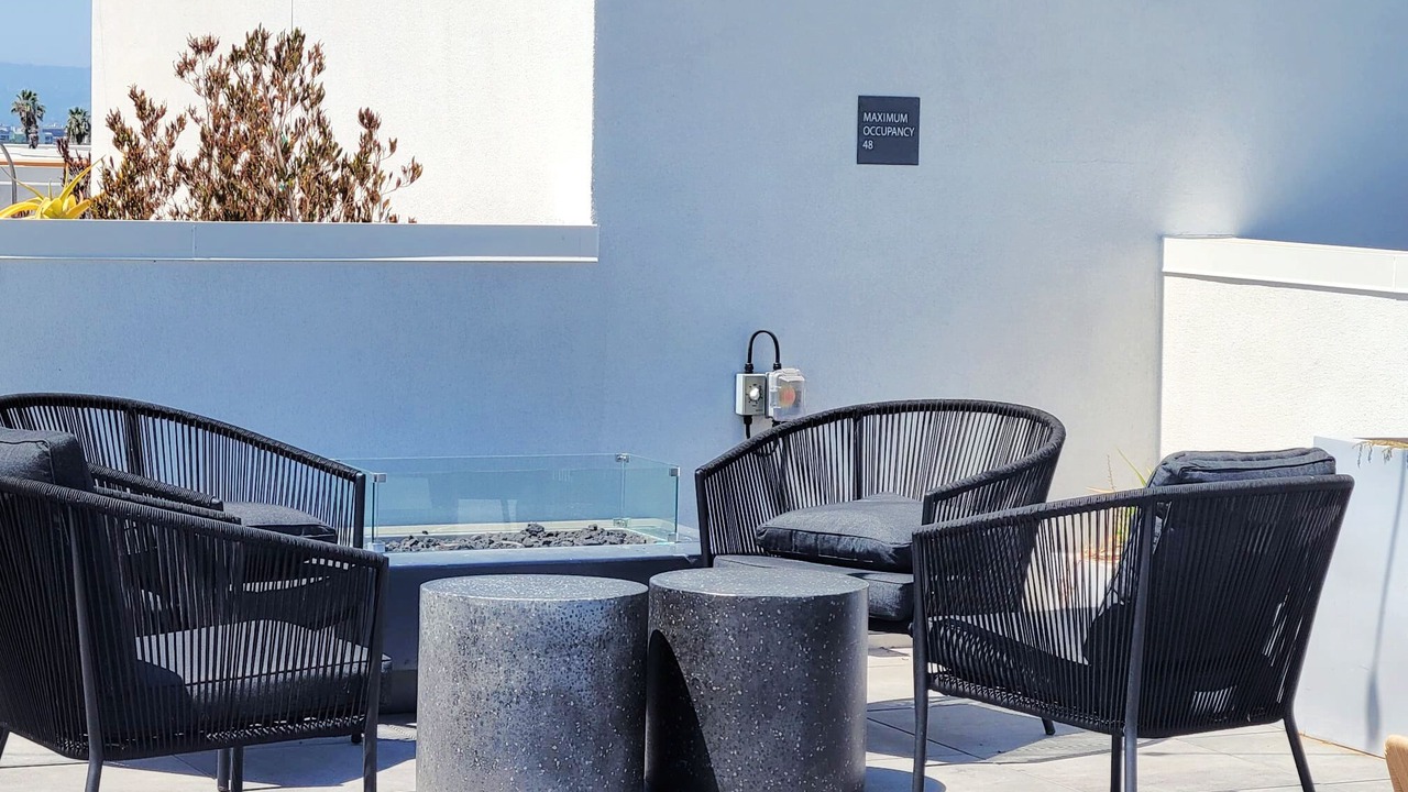 Photo of Outdoor in Pico-Union