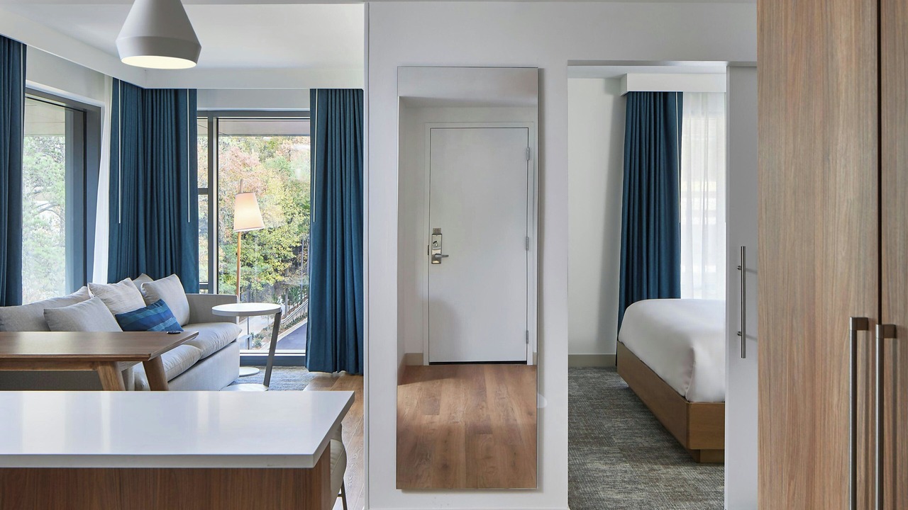 Photo of Bedroom in Dunwoody