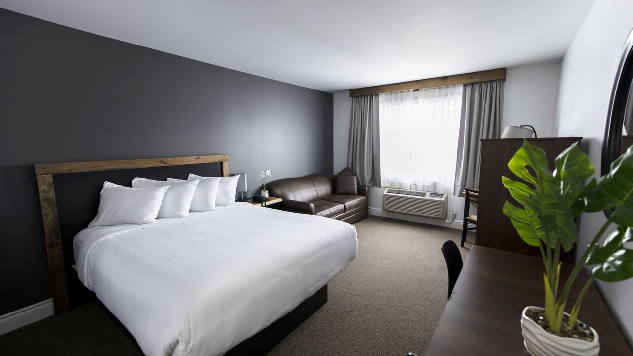 Photo of Bedroom in Communaute-Urbaine-de-l'Outaouais