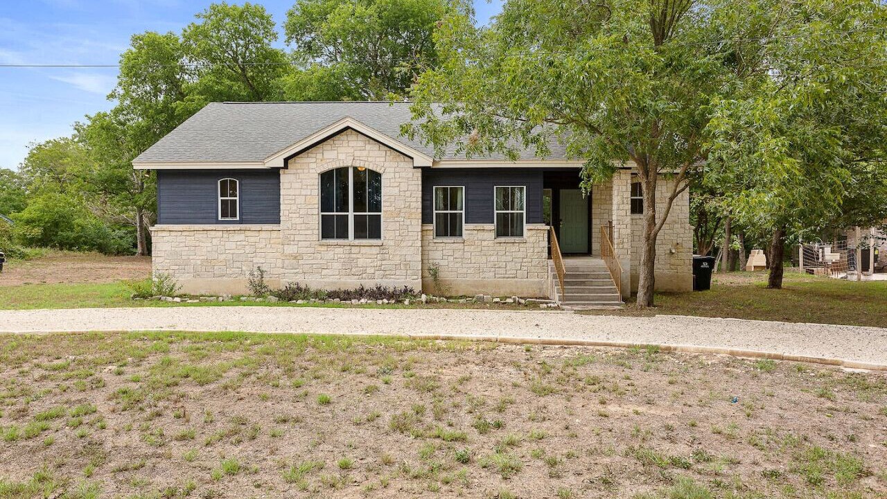 Photo of Outdoor in Martindale