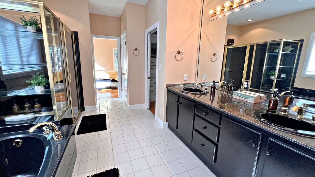 Photo of Bathroom in Daphne