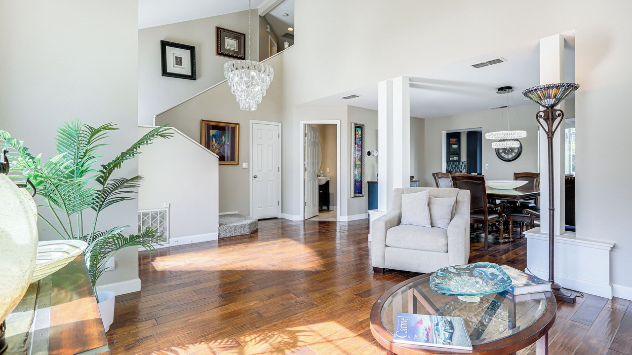 Photo of Livingroom in Antelope