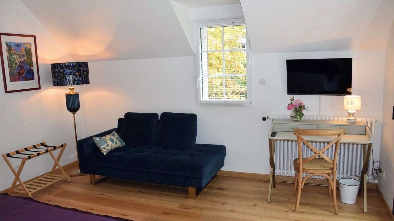 Photo of Bedroom in L'Isle-Adam