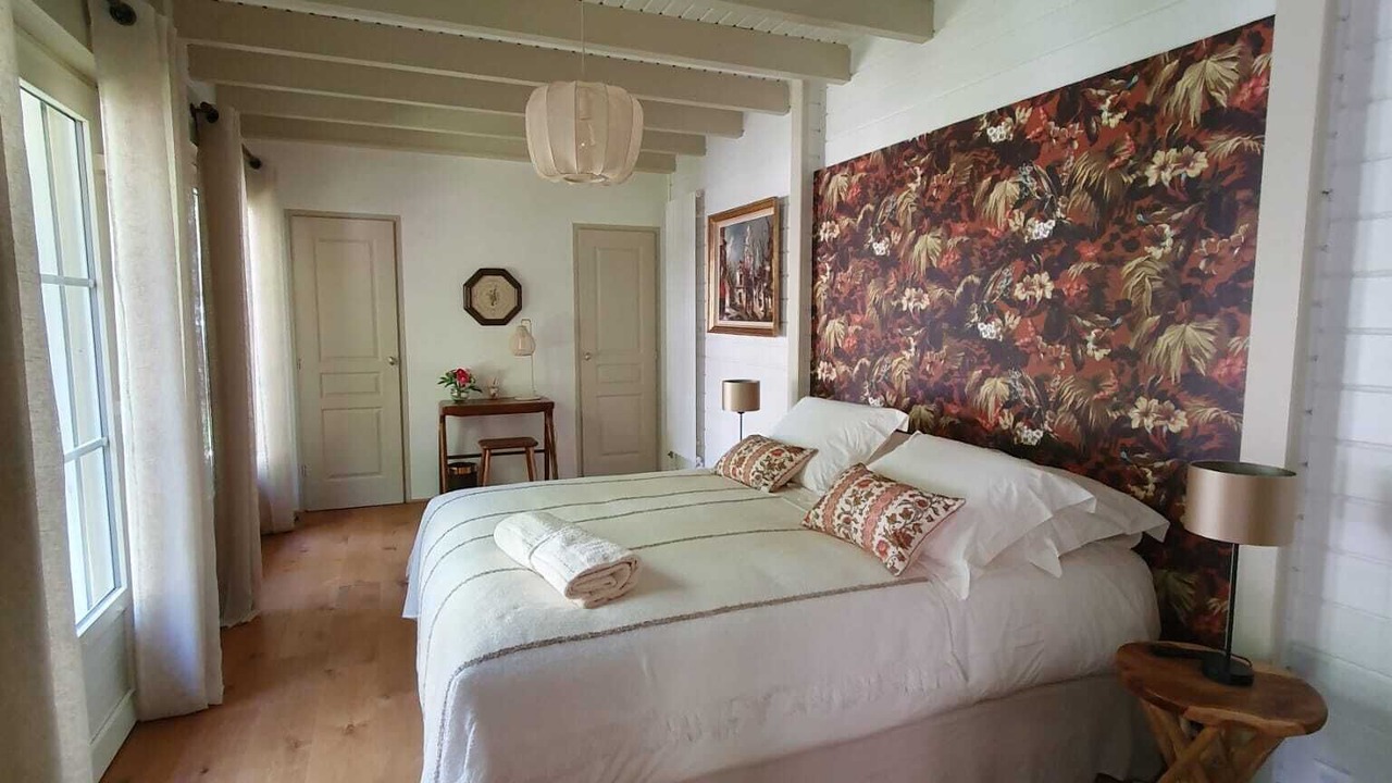 Photo of Bedroom in L'Isle-Adam