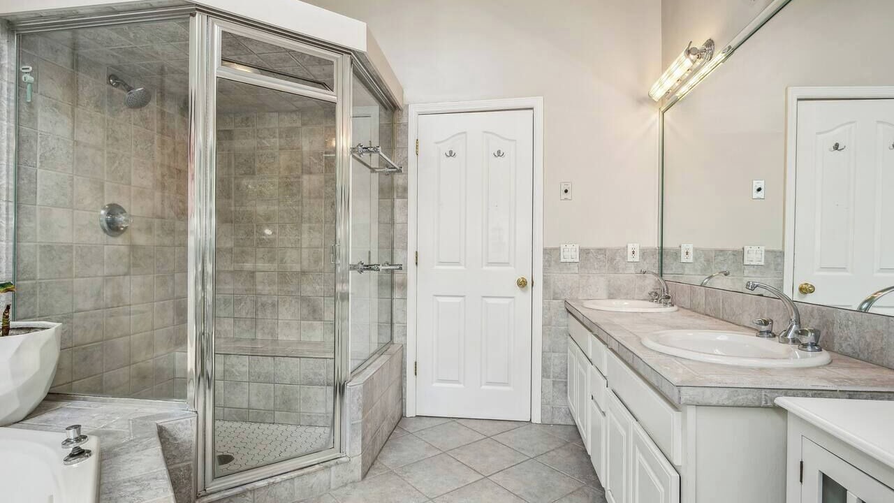 Photo of Others in Garrison