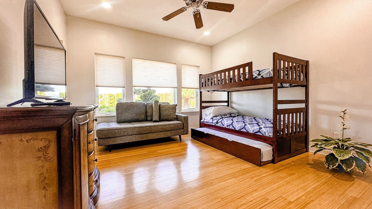 Photo of Others in Mount Vernon