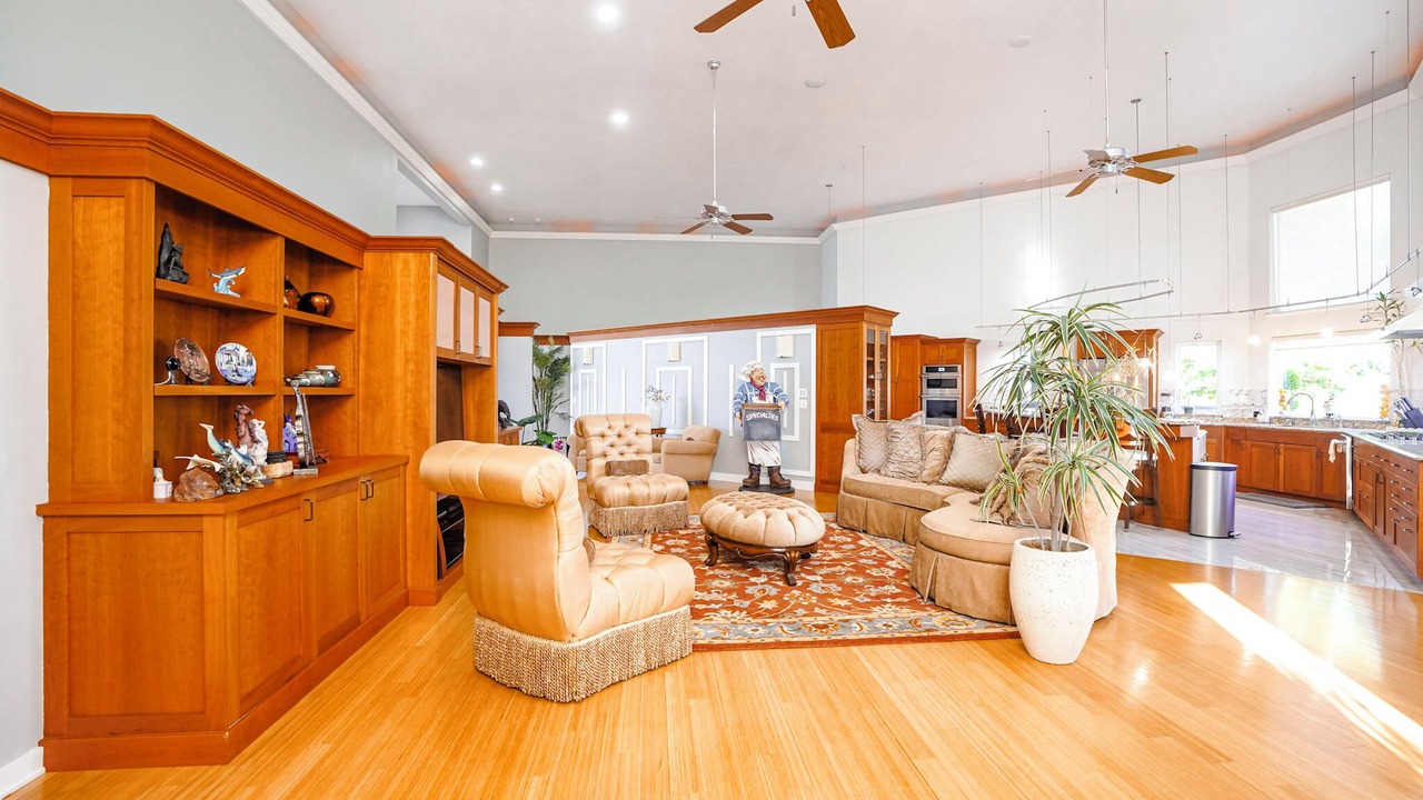 Photo of Others in Mount Vernon