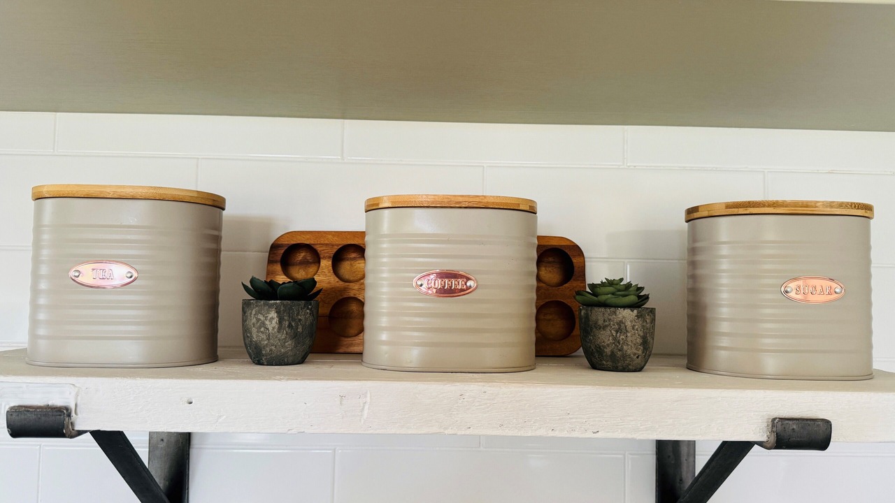 Photo of Bedroom in Helford Passage
