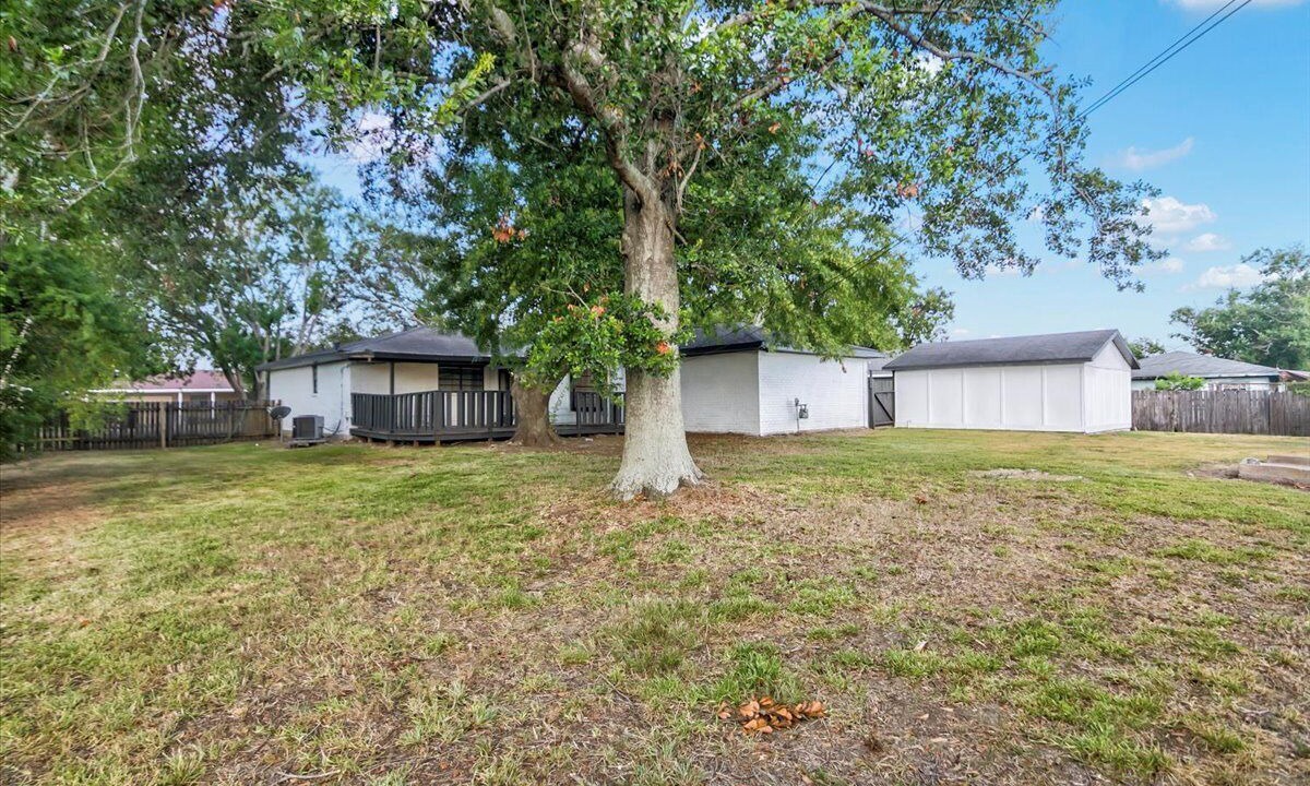 Photo of Outdoor in Groves