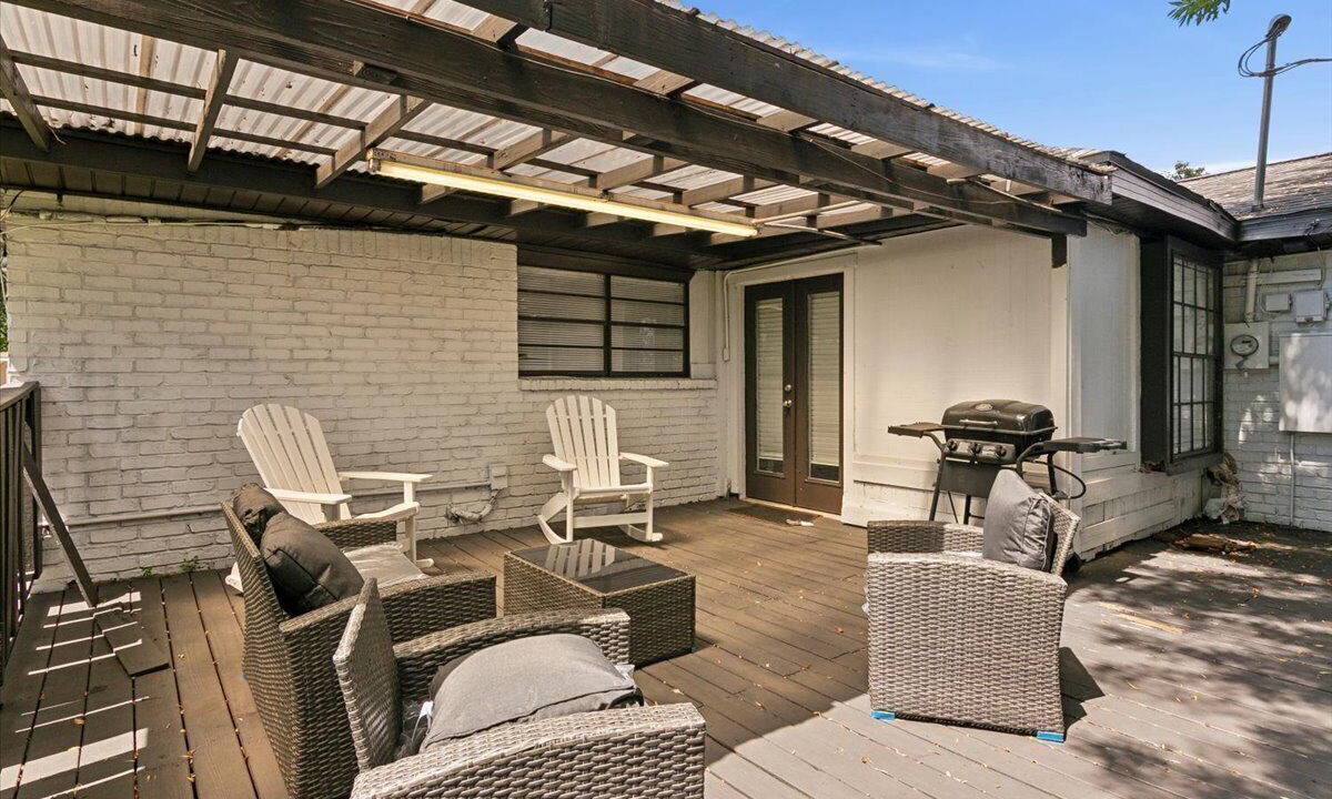 Photo of Patio Balcony in Groves