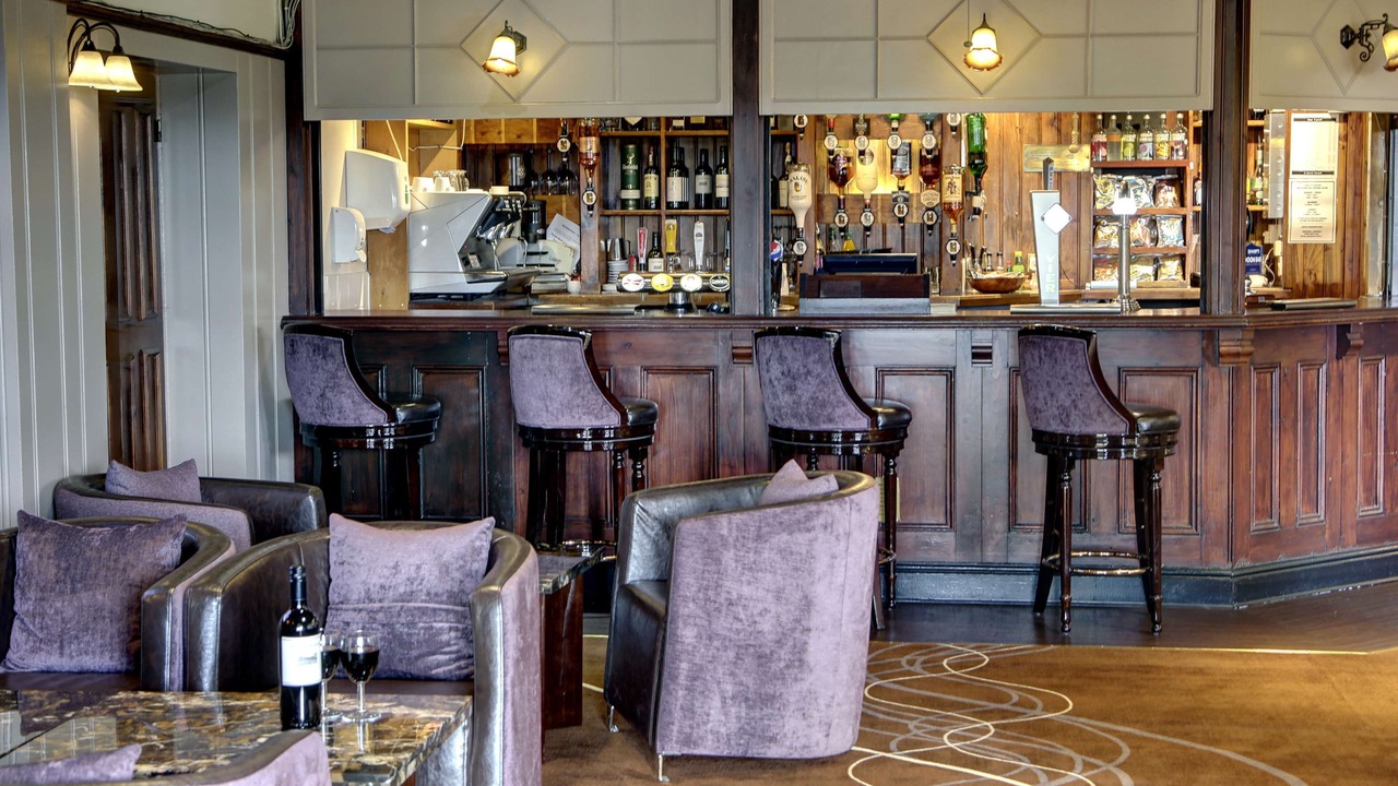 Photo of Others in Calcot