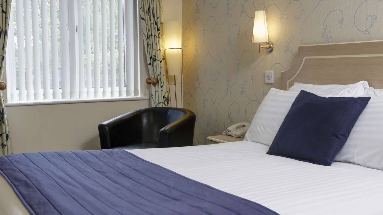 Photo of Others in Calcot