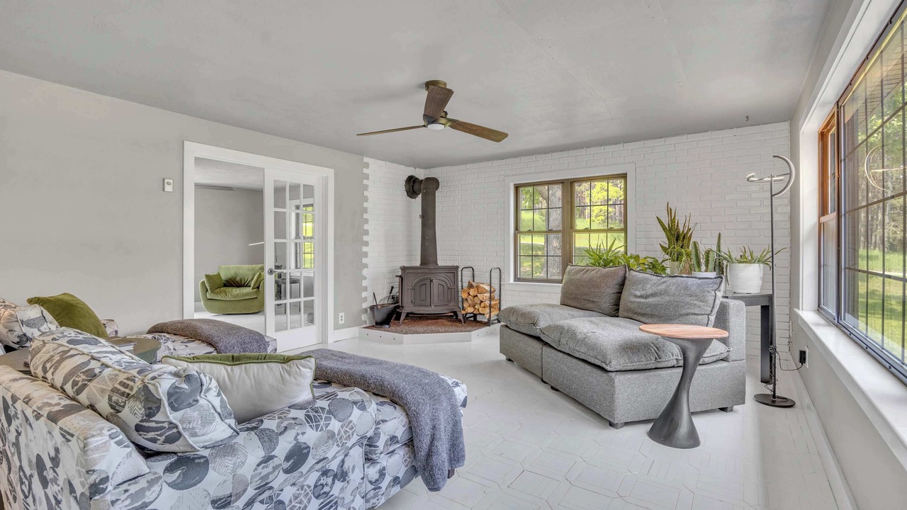Photo of Livingroom in Portage