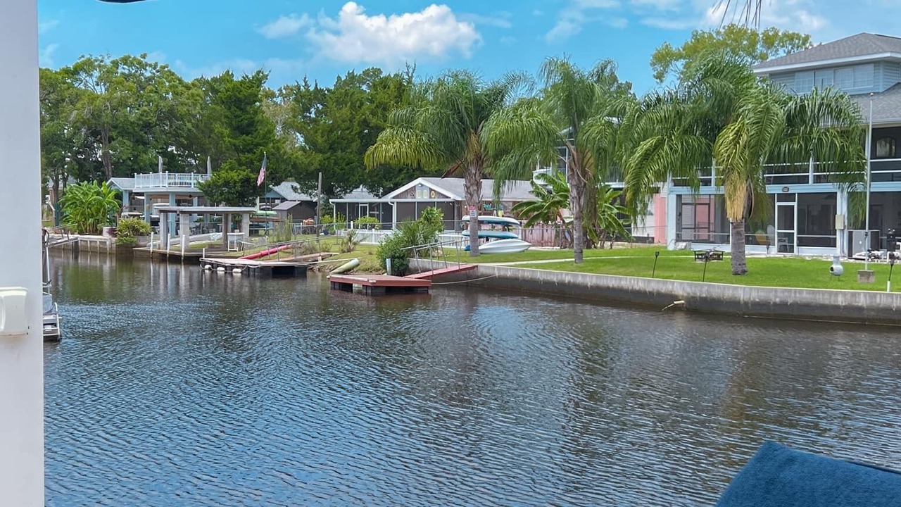 Photo of Outdoor in Weeki Wachee Gardens