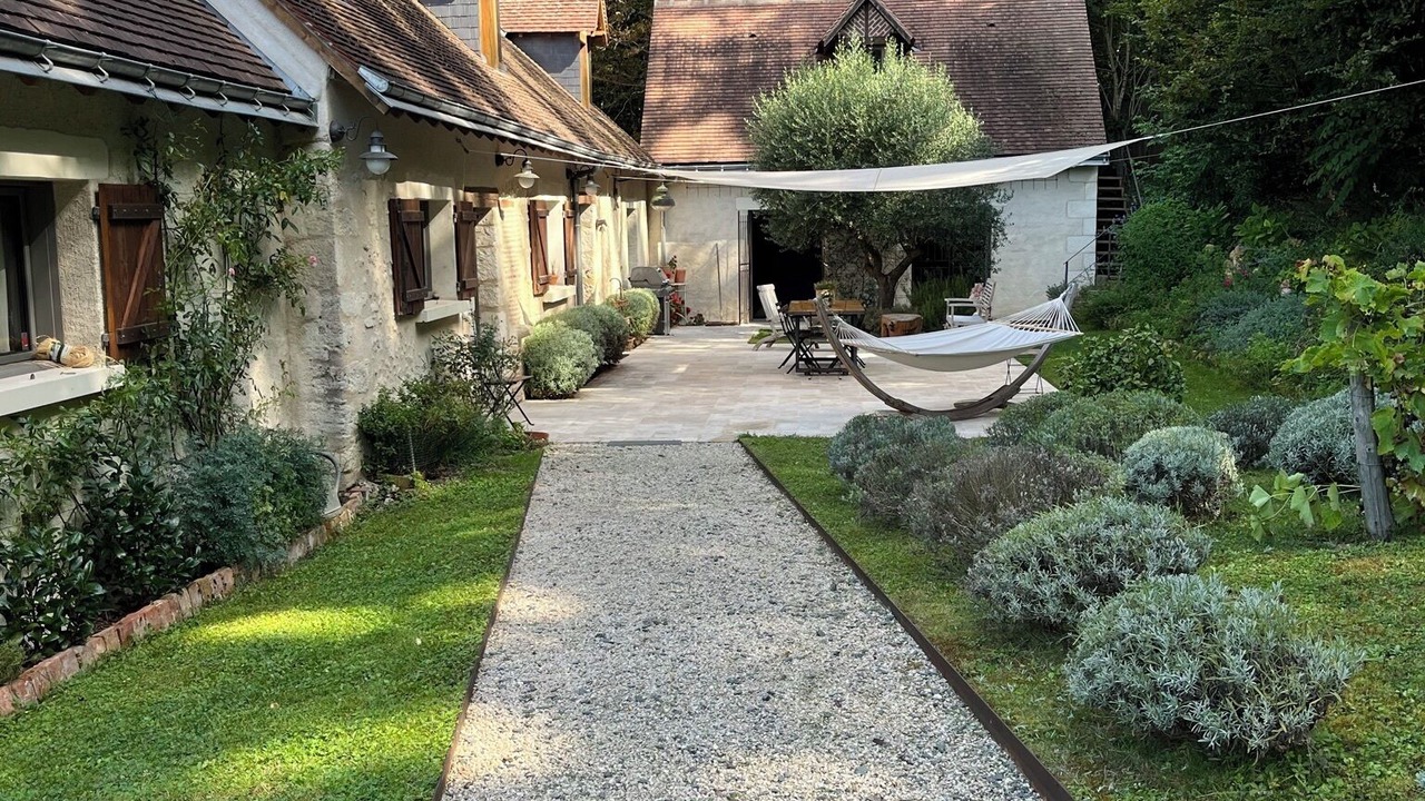 Photo of Outdoor in Saint-Ouen-les-Vignes