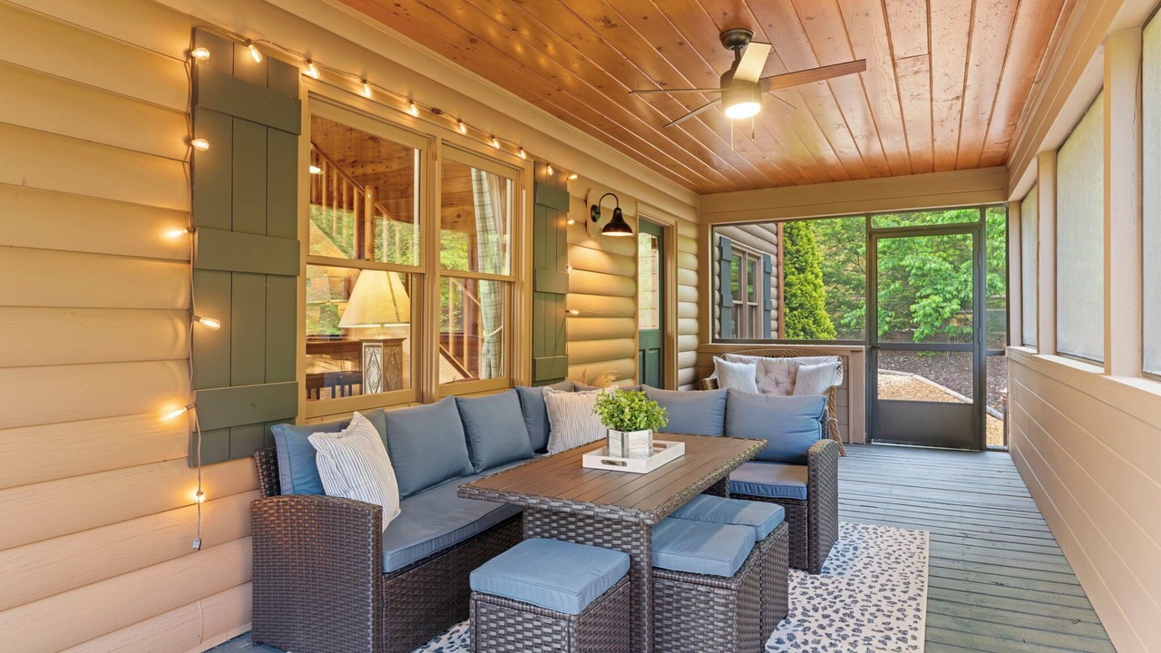 Photo of Patio Balcony in Blue Ridge