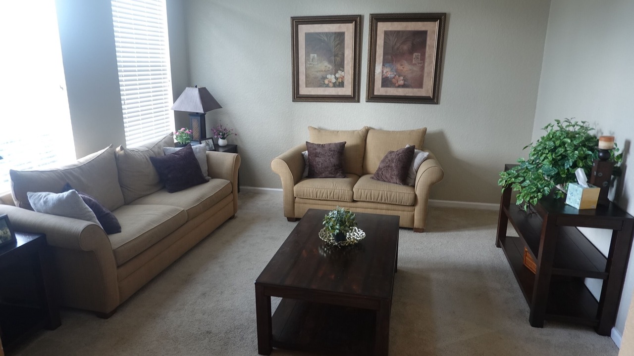 Photo of Livingroom in Trafalgar Village